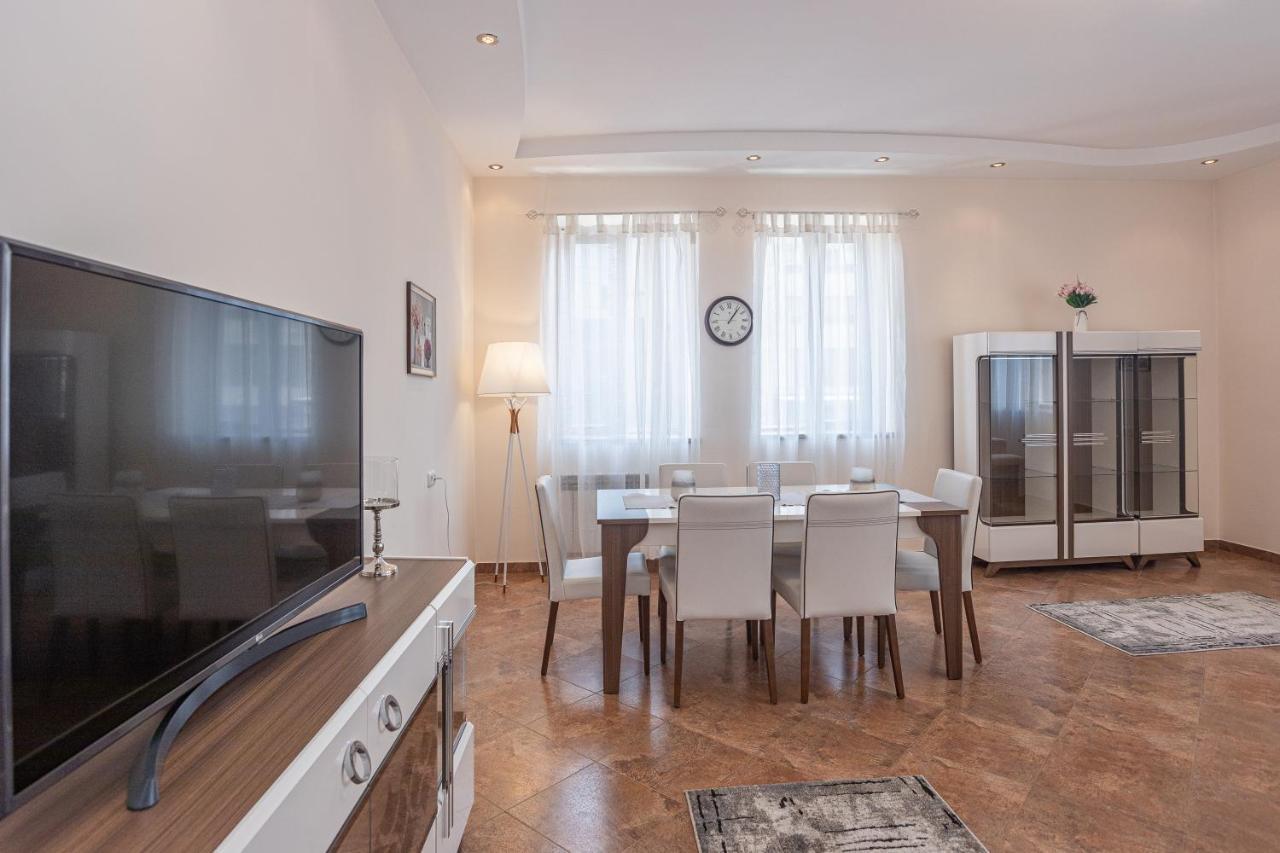 Stay Inn Apartments On Amiryan 4-6 Erivan Exterior foto