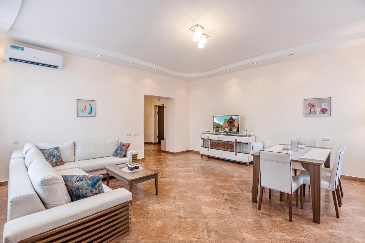 Stay Inn Apartments On Amiryan 4-6 Erivan Exterior foto