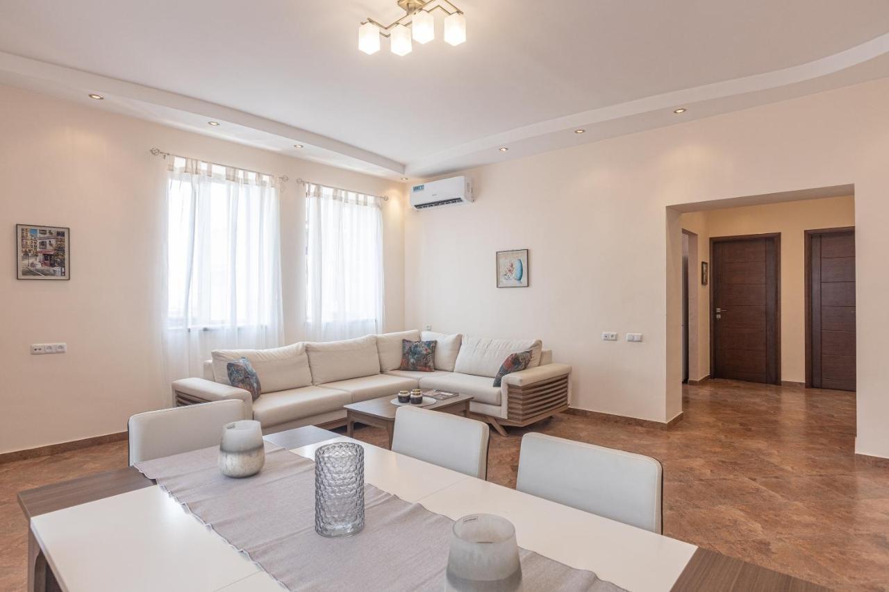 Stay Inn Apartments On Amiryan 4-6 Erivan Exterior foto