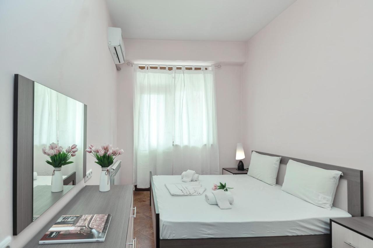 Stay Inn Apartments On Amiryan 4-6 Erivan Exterior foto
