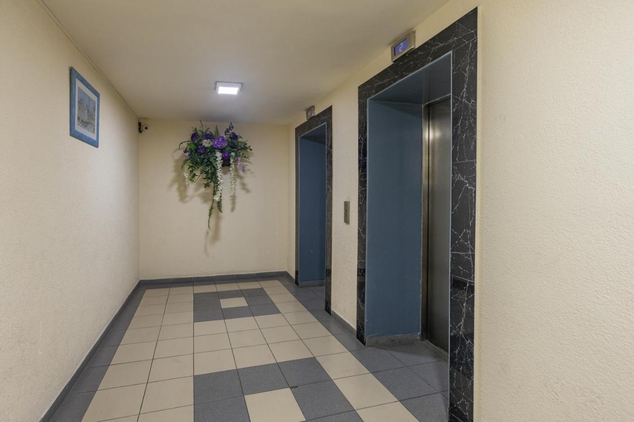 Stay Inn Apartments On Amiryan 4-6 Erivan Exterior foto